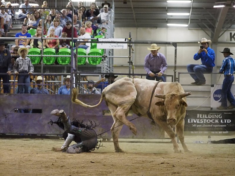 Manfield_2nd_round_140315_065m.jpg - Pub Charity Ironman Bullride, Manfield 14 March 2015